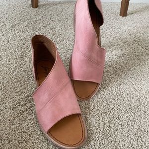 Free people blush leather sandals
